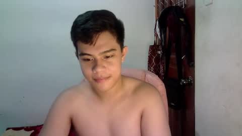 Snapshot of jebs_ chatting on December 28, 4:19 am jebs_ online show from December 28, 4:19 am