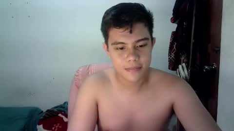 Snapshot of jebs_ chatting on December 28, 6:50 pm jebs_ online show from December 28, 6:50 pm