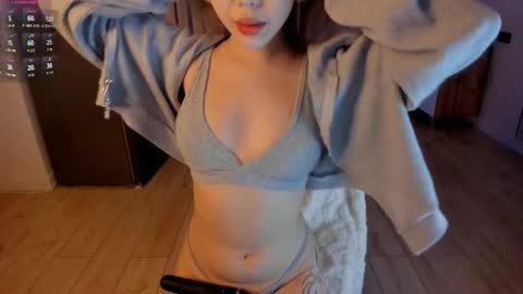 jee__son online show from December 23, 5:38 am