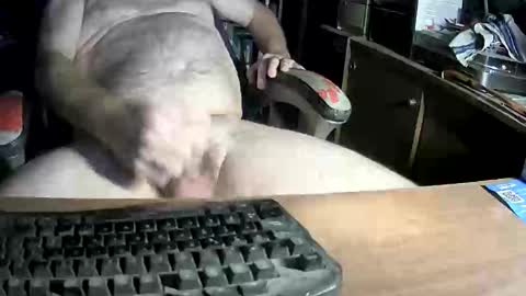 Snapshot of jeff_40962 chatting on January 18, 10:19 am Jeffrey Sinclair online show from January 18, 10:19 am