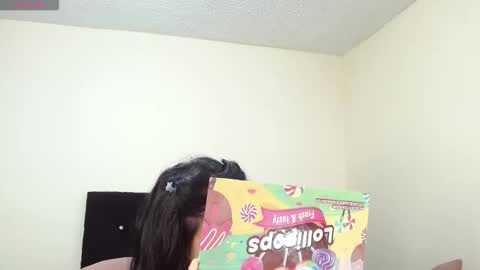 Snapshot of jeff_and_jade chatting on January 7, 11:01 am jeff and jade online show from January 7, 11:01 am