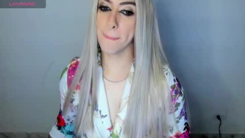  ashley   online show from April 15, 10:00 am