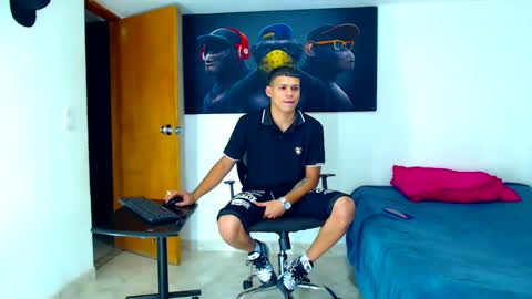 Snapshot of jeffer21_hot chatting on January 6, 5:08 am jeffer21_hot online show from January 6, 5:08 am