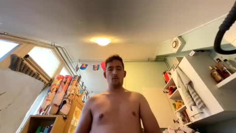 jeffrey195567 online show from October 11, 1:31 pm