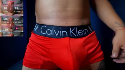 Snapshot of jeffvalemtino chatting on November 9, 9:57 pm jeffrey online show from November 9, 9:57 pm