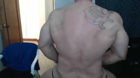 Snapshot of jefmuscletw chatting on October 16, 7:26 pm brayam online show from October 16, 7:26 pm