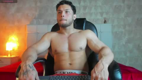 Snapshot of jeicob_gagnon chatting on July 4, 5:19 pm jeicob gagnon online show from July 4, 5:19 pm