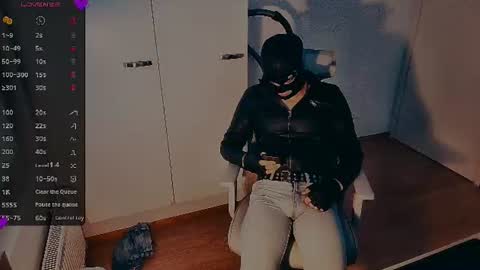 Snapshot of jeler888 chatting on June 16, 4:53 pm jeler888 online show from June 16, 4:53 pm