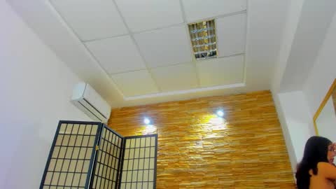 Jelly online show from January 12, 7:30 pm