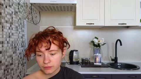 Snapshot of jelly_cherry chatting on February 26, 8:59 am Emily online show from February 26, 8:59 am