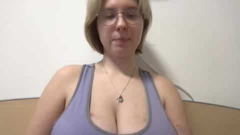 Inna  online show from February 4, 10:10 am