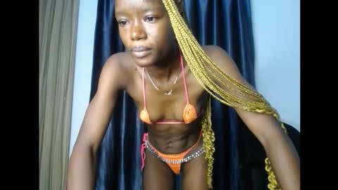 Linda online show from October 14, 5:47 pm