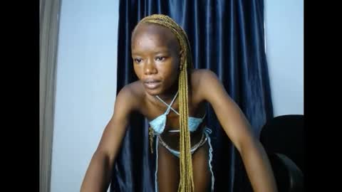 Linda online show from October 15, 5:13 pm