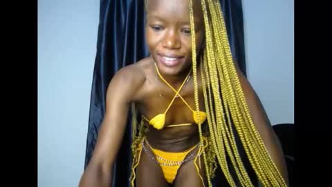 Linda online show from October 24, 5:42 pm