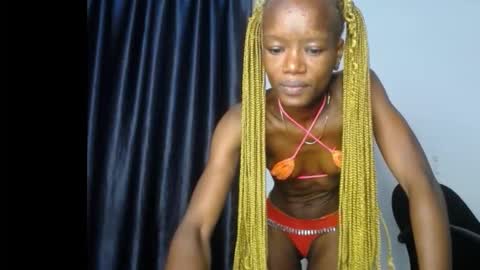 Linda online show from November 8, 5:45 pm