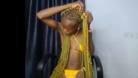 Linda online show from November 9, 5:55 pm