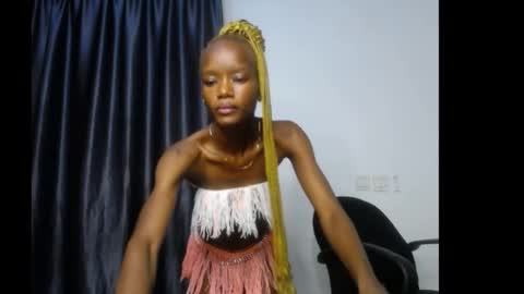 Linda online show from November 15, 6:15 pm