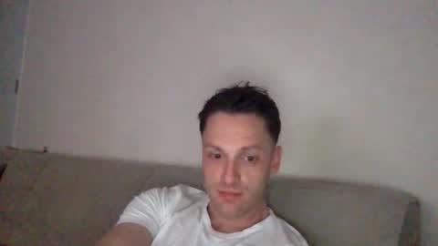 Snapshot of jelmerkrijn chatting on April 5, 2:20 am jelmerkrijn online show from April 5, 2:20 am