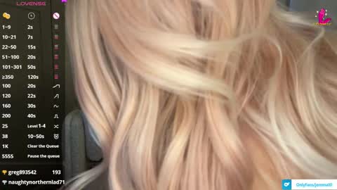 Snapshot of jemma10 chatting on January 8, 11:12 am Jem online show from January 8, 11:12 am