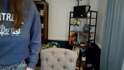 Jemma Cleveland online show from January 17, 11:08 pm