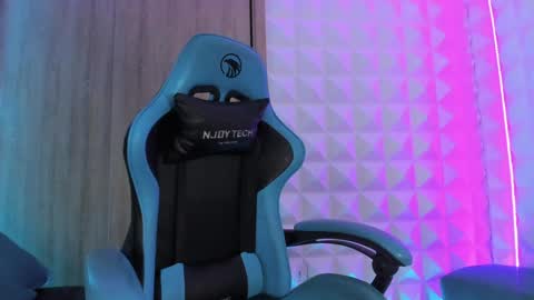 jendralevis online show from January 20, 11:10 pm