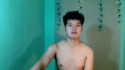 jeneffer_halo online show from March 28, 6:35 am