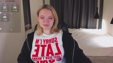 Jenice online show from March 28, 8:08 pm