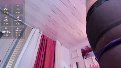 Snapshot of jenie_fire_ chatting on September 30, 8:03 pm Angie online show from September 30, 8:03 pm