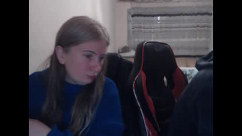 Snapshot of jenisandpeter chatting on February 28, 7:26 pm JenisAndPeter online show from February 28, 7:26 pm