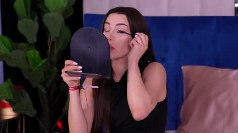 Snapshot of jenna_day chatting on June 4, 8:31 am jenna_day online show from June 4, 8:31 am