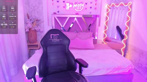 jenna_tay1 online show from April 1, 7:55 pm