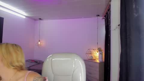 jennaa_cooper online show from September 27, 8:03 pm