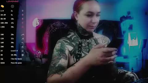Snapshot of jennalovvee chatting on June 15, 12:46 am Mrs. Jenna online show from June 15, 12:46 am