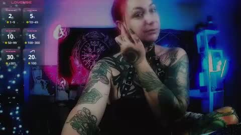 Snapshot of jennalovvee chatting on July 13, 12:35 am Mrs. Jenna online show from July 13, 12:35 am