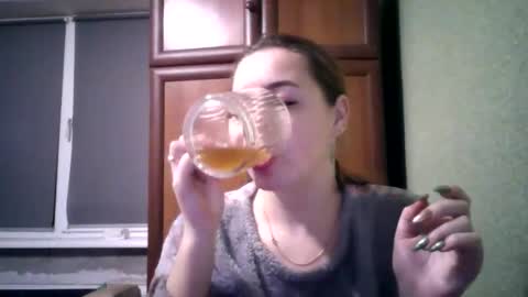 Snapshot of jennamolberty chatting on November 26, 6:20 pm JennaMolberty online show from November 26, 6:20 pm