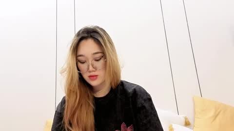 Snapshot of jennatyan chatting on February 5, 7:46 am JENNA online show from February 5, 7:46 am