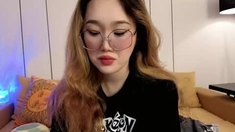 Snapshot of jennatyan chatting on March 2, 10:55 am JENNA online show from March 2, 10:55 am