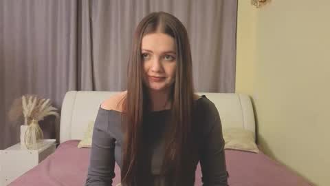 Snapshot of jennellmerriwether chatting on February 20, 8:09 pm Maya online show from February 20, 8:09 pm