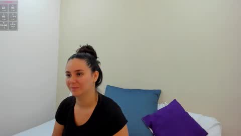 jenner_madison online show from March 11, 1:06 pm