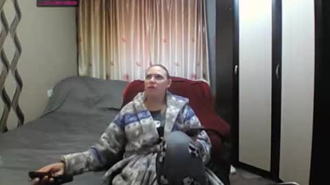 JenniDeep online show from March 3, 12:00 pm