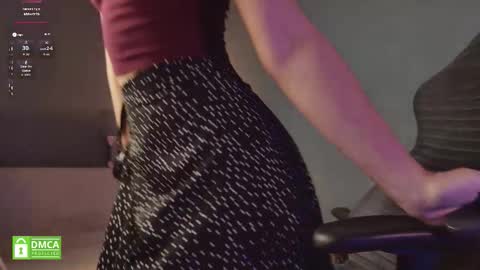 Jennie online show from November 18, 8:13 pm