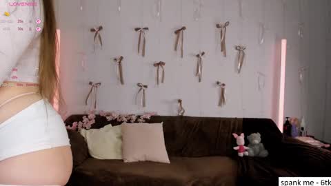  Jennie  online show from September 23, 2:03 am