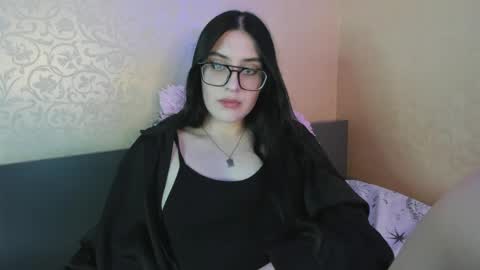 Snapshot of jennifeeeer chatting on May 3, 8:48 pm Helen online show from May 3, 8:48 pm