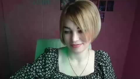 Jennifer online show from April 8, 11:54 am