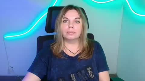 Jennifer online show from October 6, 6:27 pm