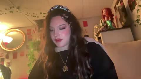 Snapshot of jennifer_robbie chatting on December 9, 11:24 pm jennifer_robbie online show from December 9, 11:24 pm