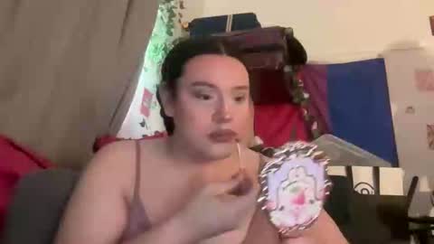 Snapshot of jennifer_robbie chatting on June 5, 4:30 am jennifer_robbie online show from June 5, 4:30 am
