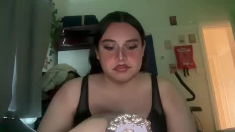 Snapshot of jennifer_robbie chatting on June 11, 4:54 am jennifer_robbie online show from June 11, 4:54 am