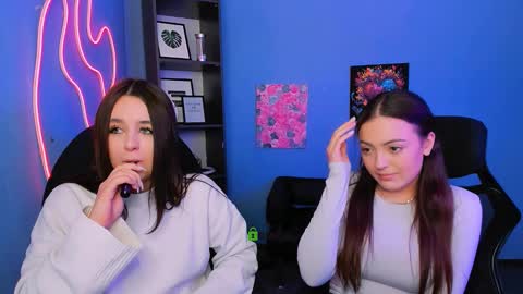 Snapshot of jennifer_sheil chatting on February 3, 1:38 pm jennifer_sheil online show from February 3, 1:38 pm