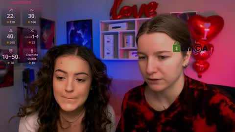 Snapshot of jennifer_sheil chatting on February 16, 10:22 am jennifer_sheil online show from February 16, 10:22 am